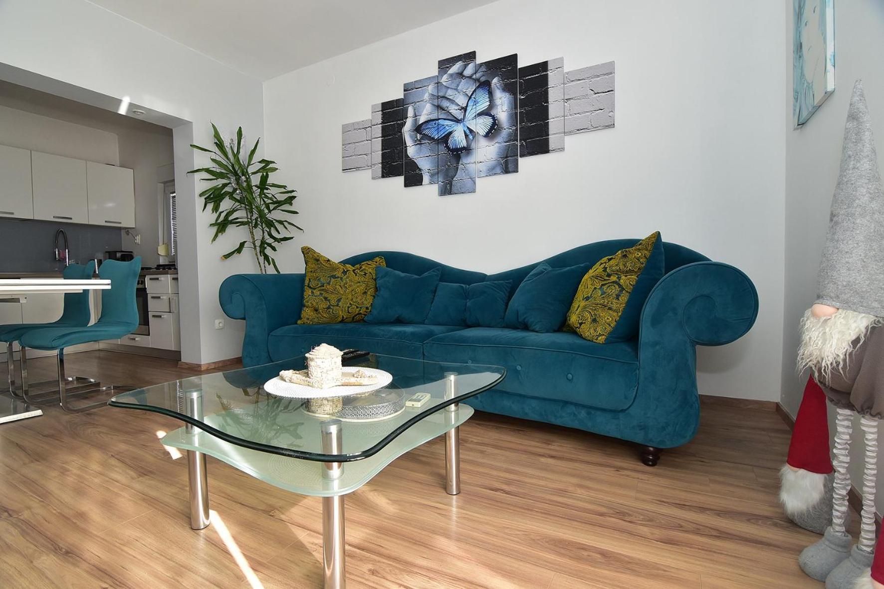 Lanasara Apartment