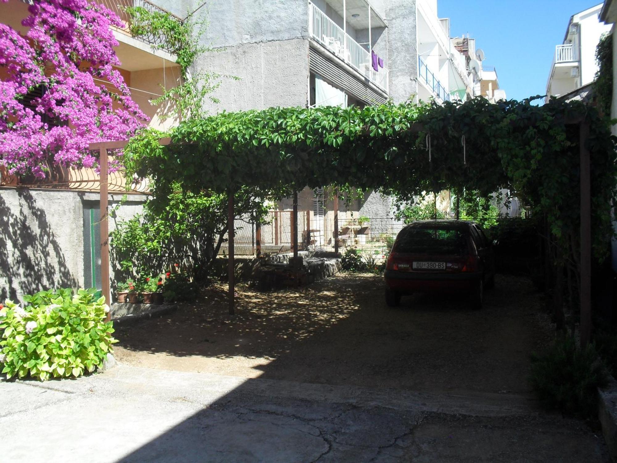 Lanasara * Makarska